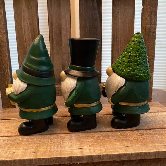 St. Patricks Day Gnomes Kitchen Towels & St. Patrick’s Day Gnome Figures Bundle - Picture 13 of 16